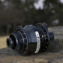 Moyeu Dynamo Roue Vélo Frein à Disque PL-7 Shutter Precision -Par taille Soldes moyeu dynamo roue velo frein a disque pl 7 shutter precision full 5