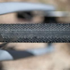 Pneu Gravel Hutchinson Overide Reinforced Tubeless Ready 700 -Par taille Soldes overide.hutchinson piste